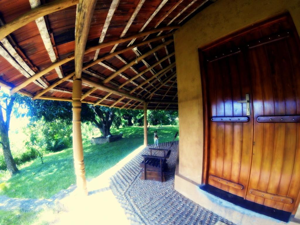 Pepper Hills Cottages Елла Екстер'єр фото